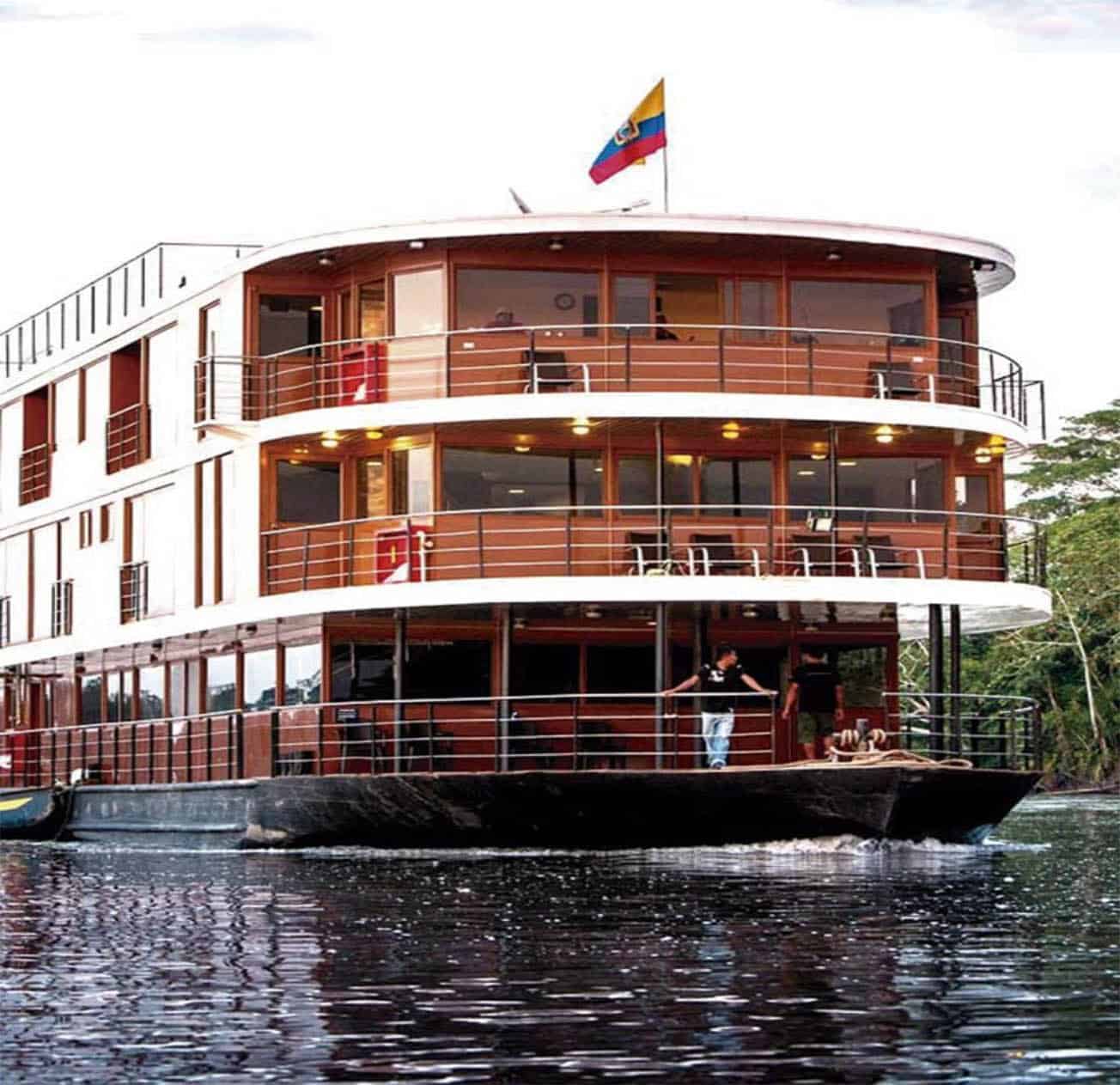 Anakonda Amazon River Cruise
