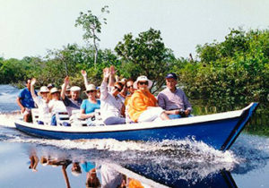 amazon river boat cruise