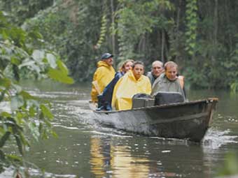 amazon river boat cruise