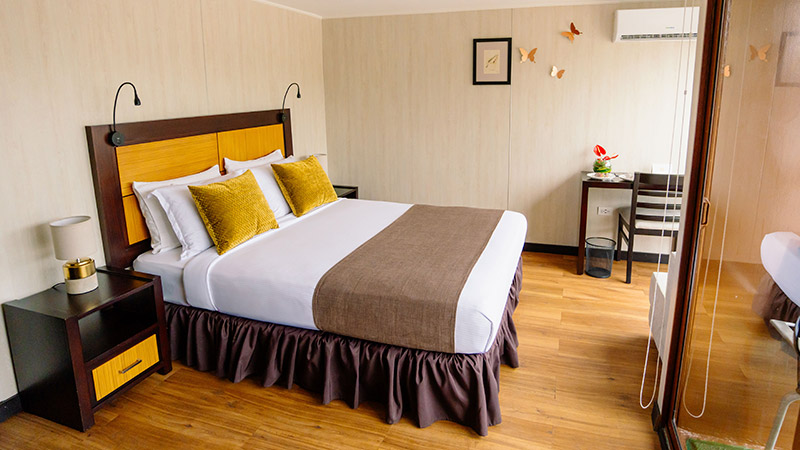 Deluxe Suites | Anakonda Amazon Cruises