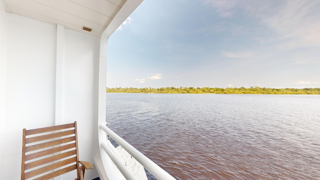 Family Double Cabin | Grand Amazon Expedition