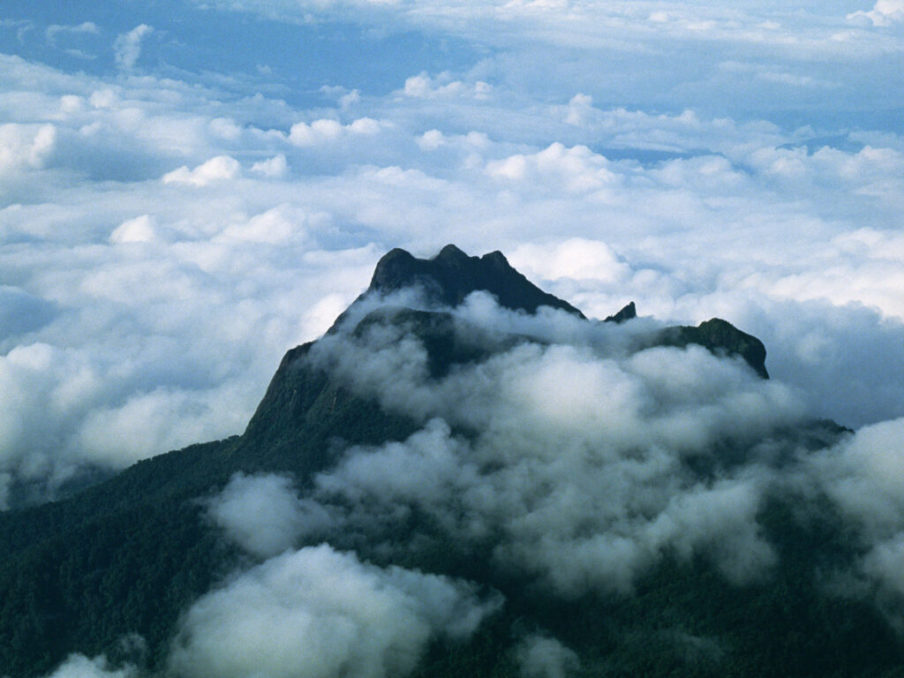 Pico Da Neblina