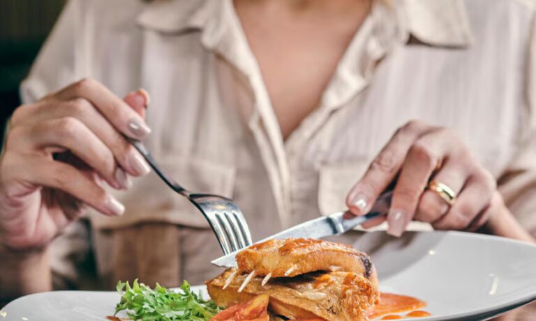 Lunch | Grand Amazon Expedition