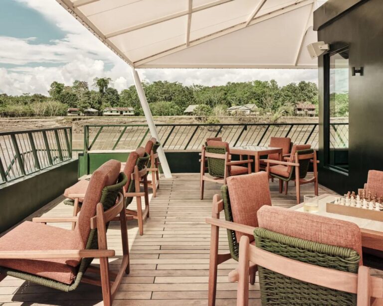 Pure Amazon Cruise Instlations